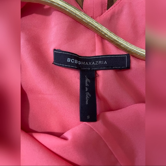 ❤️SOLD❤️BCBG Maxazria Gold Rope V-Neck Coral Tank top size Small - Picture 4 of 9